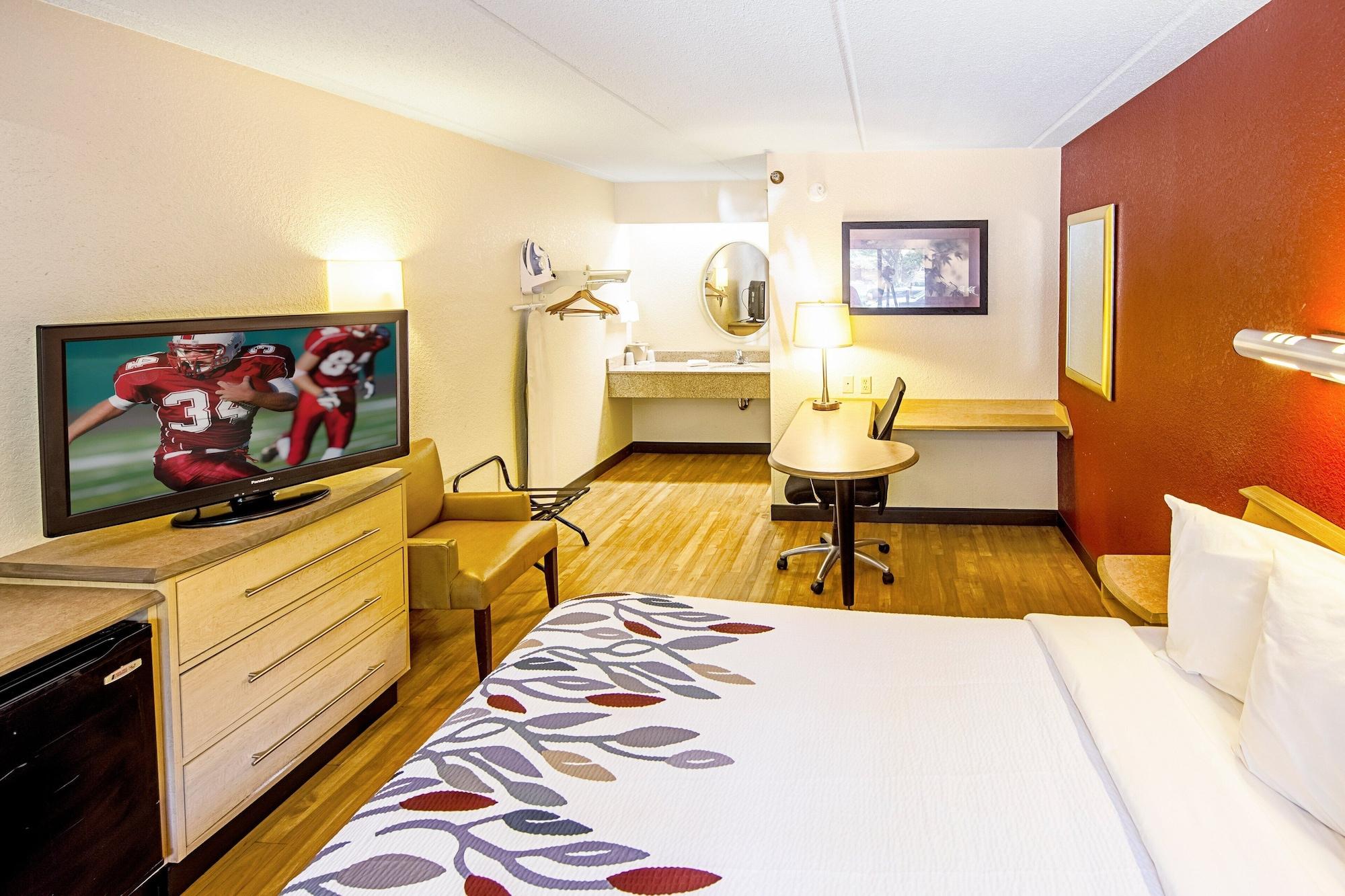 Red Roof Inn Pittsburgh North Cranberry Township Exterior photo